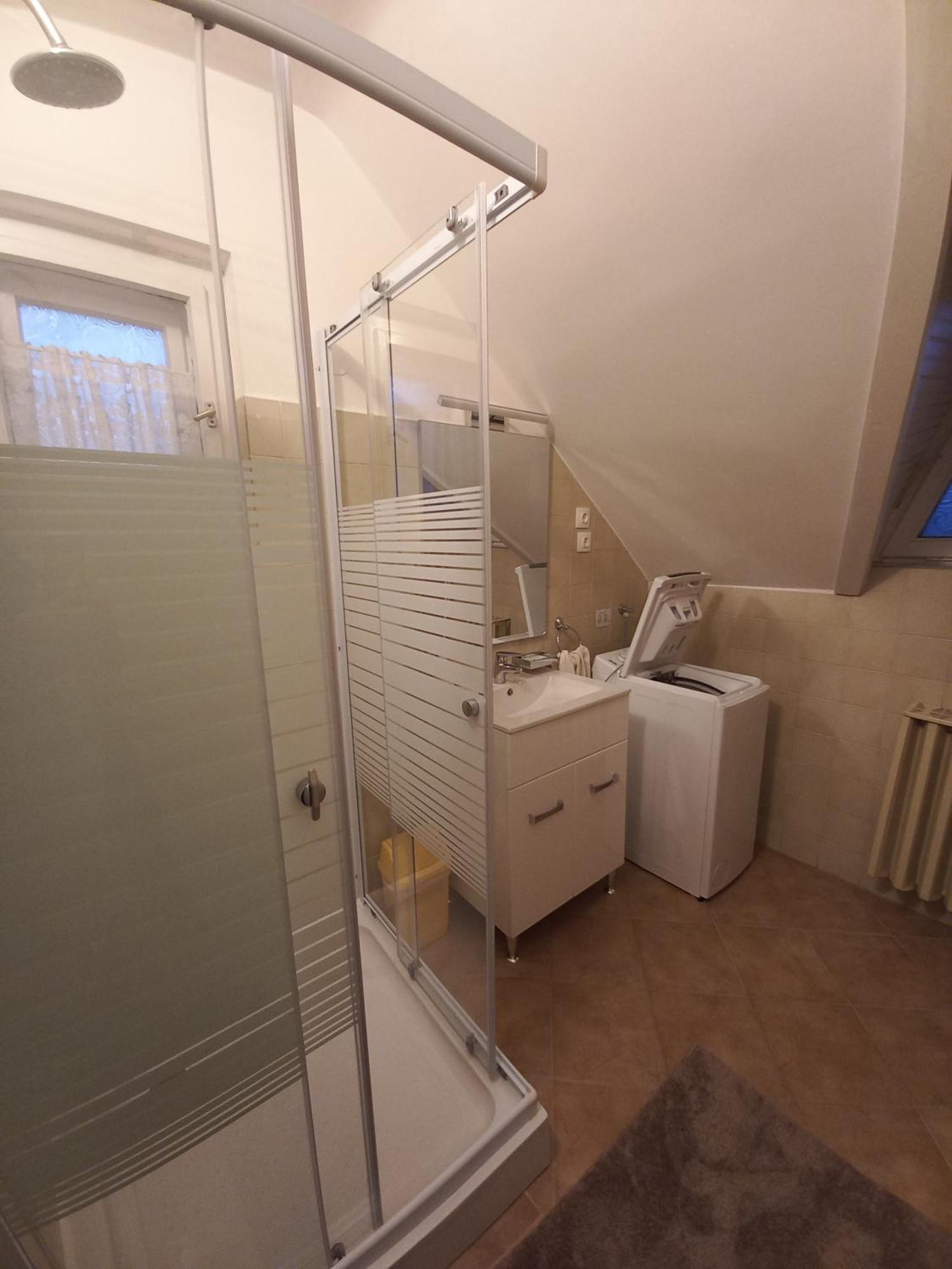 Sandor Apartman Gyula Exterior foto